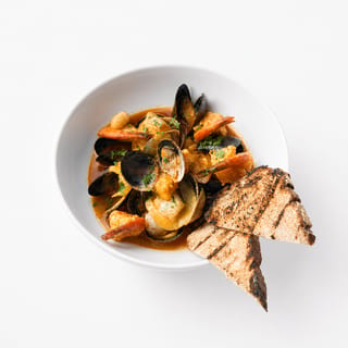 CIOPPINO SANTORINI